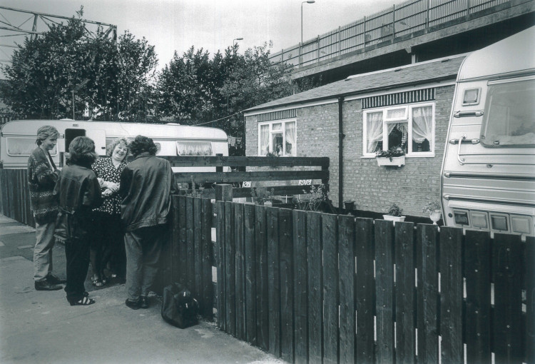 London Irish Women’s Centre staff outside Travellers’ site, 1990s.