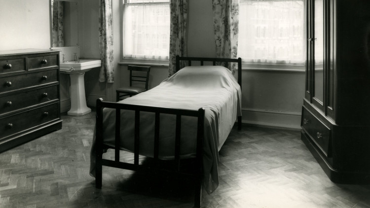 London Irish Centre, boarding house room photo, year unknown.